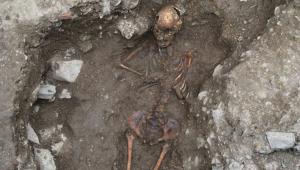 В Италии обнаружена могила девочки-ведьмы - Похоронный портал