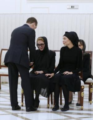 Дмитрий Медведев на церемонии прощания с Каримовым в Узбекистане - Похоронный портал