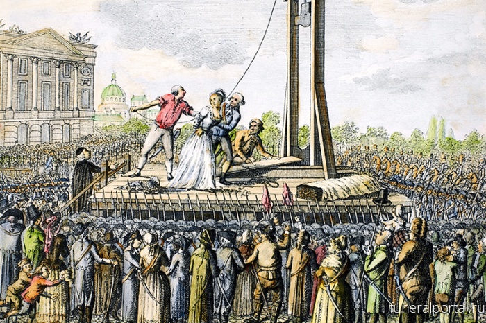 Гротескные мертвецы на «Балах жертв»: Как аристократы времен Французской революции эпатировали общество