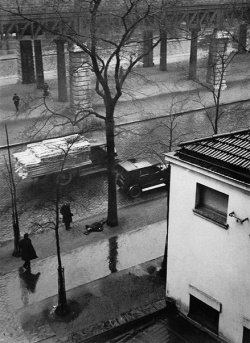 Повседневная смерть на бульваре де ла Гласье, Париж, 1932 год