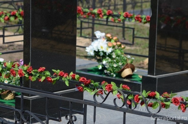 Липецк. Неизвестные осквернили кладбище в поселке Добринка - Похоронный портал