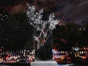 В Нью-Йорке установлена скульптура к 100-летней годовщине Геноцида армян - Похоронный портал