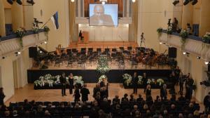 Таллинн частично покроет расходы на похороны Эри Класа - Похоронный портал