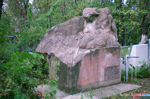 Таганрог. Ангел-воин (памятник чехословакам)