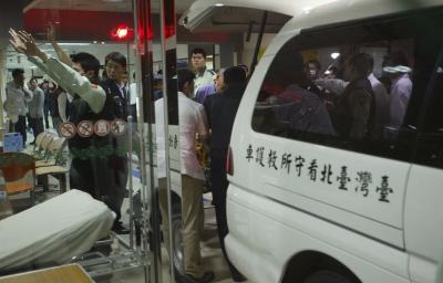 В результате взрывов в тайваньском Гаосюне погибли 22 человека, 270 ранены - Похоронный портал