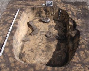 Археологи нашли массовое захоронение сожженных людей - Похоронный портал