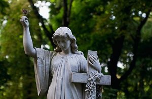 В Запорожье ограничили въезд на кладбища - Похоронный портал