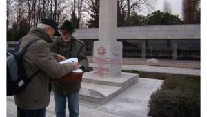 В Чехии на мемориале установили новые надгробия на могиле советских воинов - Похоронный портал