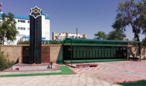 В Бухаре возвели монумент погибшим во Второй мировой войне бухарским евреям - Похоронный портал