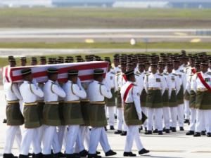 В Малайзию доставлены останки девяти жертв крушения «Боинга» - Похоронный портал