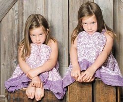 Ученые объяснили феномен долголетия однояйцевых близнецов