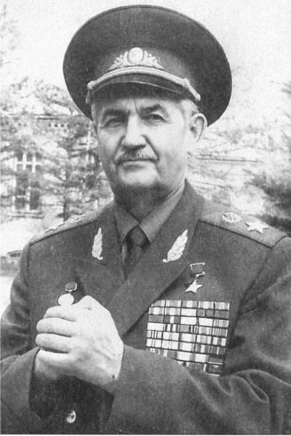Варенников Валентин Иванович (15.12.1923 - 06.05.2009)
