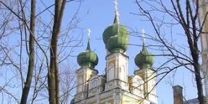 Петербургская епархия в случае передачи ей Благовещенского храма готова взять на себя уход за его захоронениями - Похоронный портал