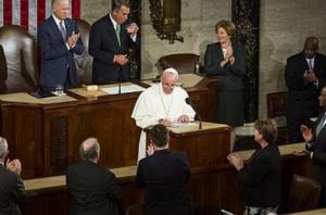 Папа Франциск сорвал овации американцев - Похоронный портал
