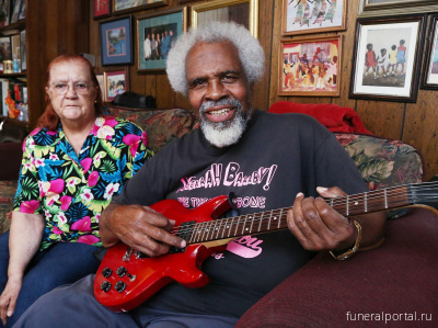 Veteran Waco musician Classie Ballou dies at 84  - Похоронный портал