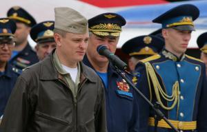 Погибшего в Подмосковье пилота Су-27 похоронили на родине в Ростовской области - Похоронный портал