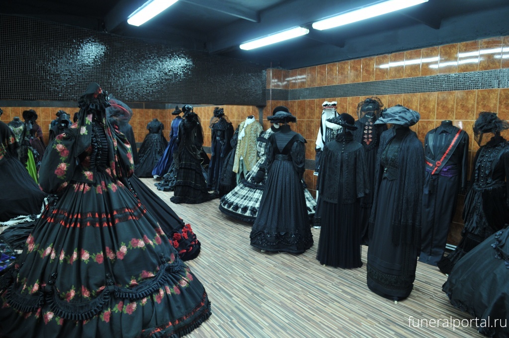 В Новосибирском музее мировой погребальной культуры готовят новую экспозицию. Горожанам покажут средневековые пляски смерти