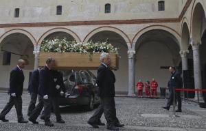В Италии прошла церемония прощания с писателем и философом Умберто Эко - Похоронный портал