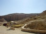 В Долине царей нашли гробницу древнеегипетской певицы - Похоронный портал