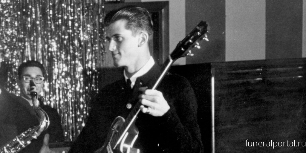 Mike Mitchell, Guitarist on the Kingsmen’s ‘Louie Louie,’ Dead at 77 - Похоронный портал