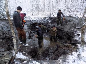  Поисковики нашли в Новгородской области останки лётчика, погибшего в бою с «Мессершмиттами» - Похоронный портал
