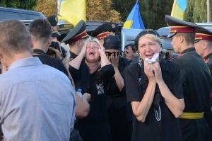 Во Львов пришла очередная партия гробов (видео) - Похоронный портал