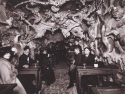 Внутри адского ночного клуба Парижа 1890 года