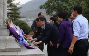 Представители посольства КНР в КНДР провели поминальные мероприятия на кладбище павших китайских добровольцев в Вонсане - Похоронный портал