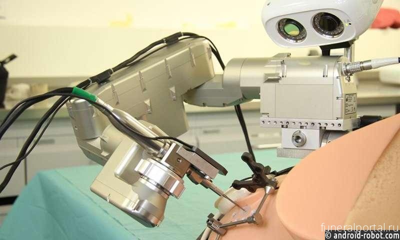 Учёные разрабатывают высокоточный хирургический робот для кохлеарной имплантации