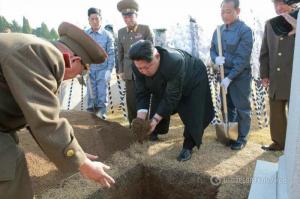 Похороны военачальника КНДР: по центру Пхеньяна провезли гроб на БТР - Похоронный портал