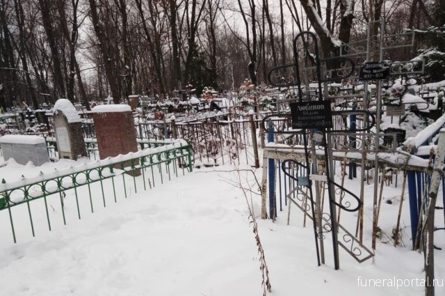 Казань. На кладбище снесли могилы, в том числе фронтовиков - Похоронный портал
