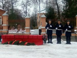 Под Тулой с почестями захоронили останки Советских солдат - Похоронный портал