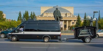 Новый вид похоронного транспорта в Новосибирске