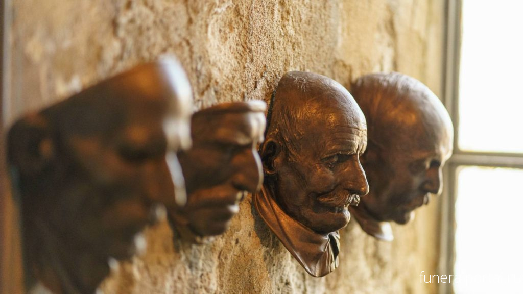 199, a tribute ahead of the 200-year anniversary of the Greek War of Independence - Похоронный портал