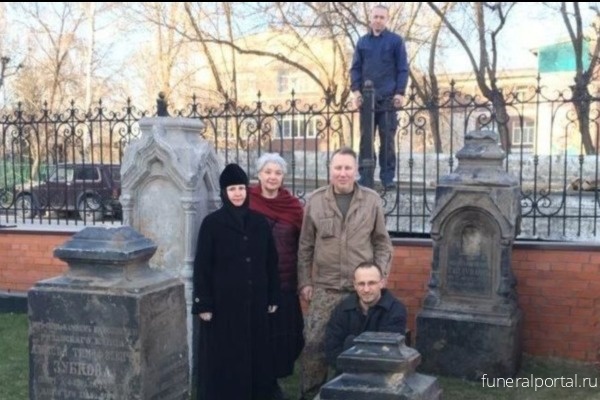 В некрополь Казанского монастыря привезли 3 дореволюционных памятника