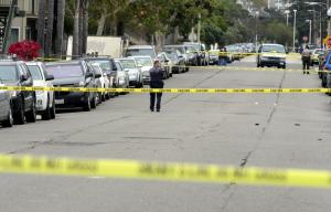 Преступник, вооруженный ножом, напал на группу людей в калифорнийском округе Санта-Барбара - Похоронный портал
