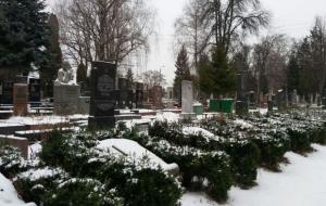 На Лукьяновском кладбище Киева заканчиваются места для «героев» АТО - Похоронный портал