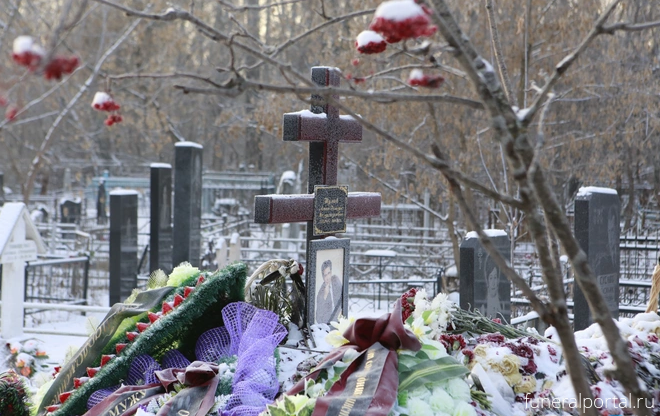 Как сейчас выглядит могила Амана Тулеева  - Похоронный портал