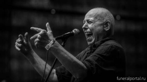 Скончался чехословацкий рок-музыкант Михал Амброж (Michal Ambrož 23.1.1954-31.10.2022)  - Похоронный портал