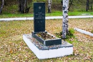 На могилах героев из Самбурга установят памятные таблички - Похоронный портал