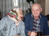 Фонд "Старость в радость": "Бабушек быстро расхватывают!"