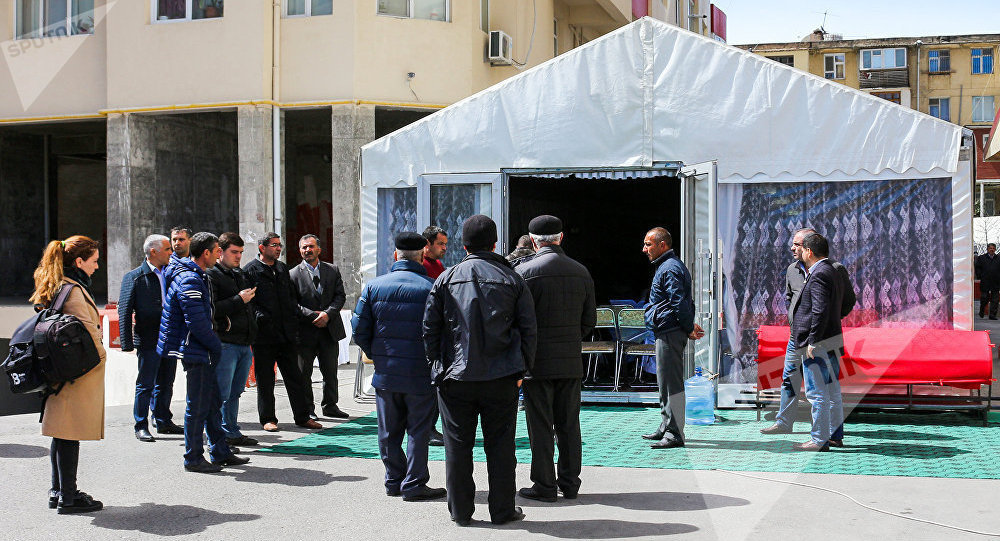 Недорого, просто и по единому стандарту: новые правила похорон в Азербайджане - Похоронный портал