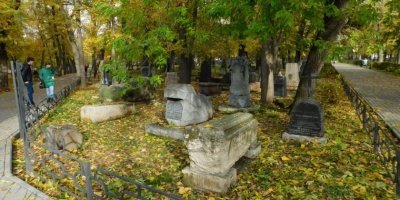 Позабытые кладбища
