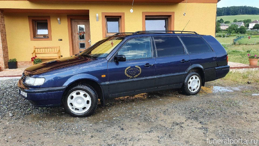 Extra-Long VW Passat Hearse Looks Weird And Spooky, And It's For Sale
