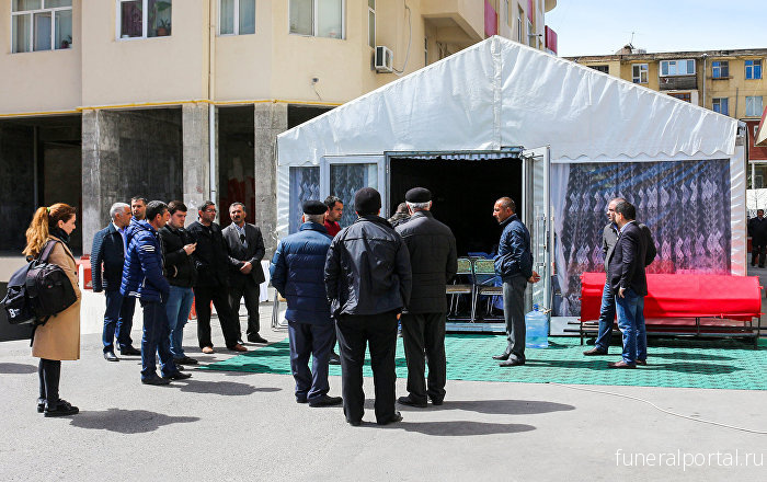 Чрезмерное расточительство: сколько тратят азербайджанцы на поминальные ритуалы