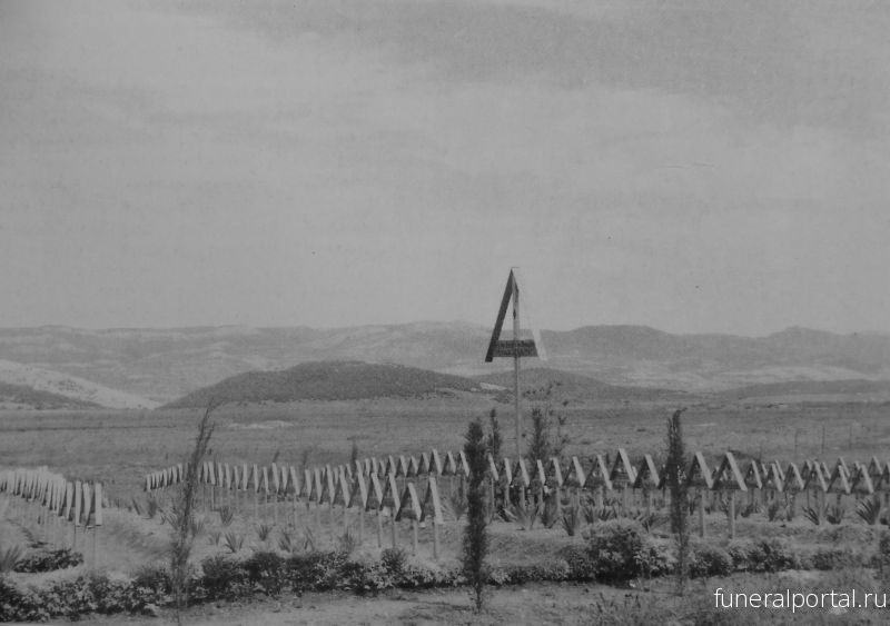 Немецкое военное кладбище в Крыму с высоты в 200 метров