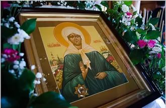 8 марта православные отметили день обретения мощей Матроны Московской