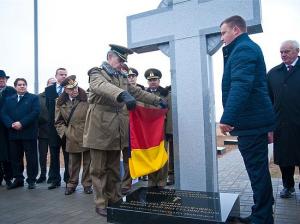 В Россошках открыли первое в стране кладбище румынских военных - Похоронный портал