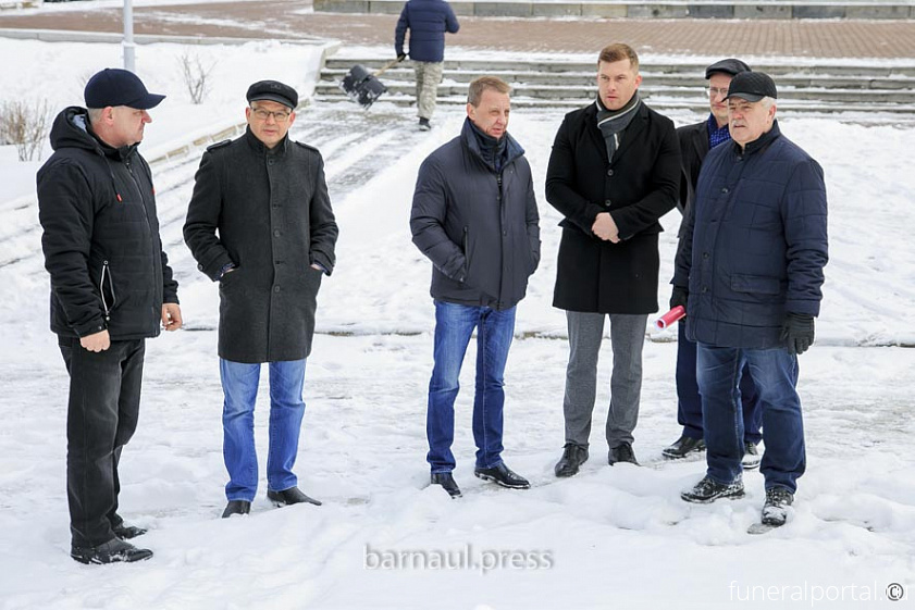 Мемориалы и памятники Барнаула ко Дню Победы приведут в порядок - Похоронный портал
