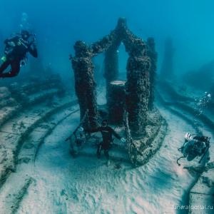 Мемориальный риф Нептуна: первое в мире подводное кладбище
